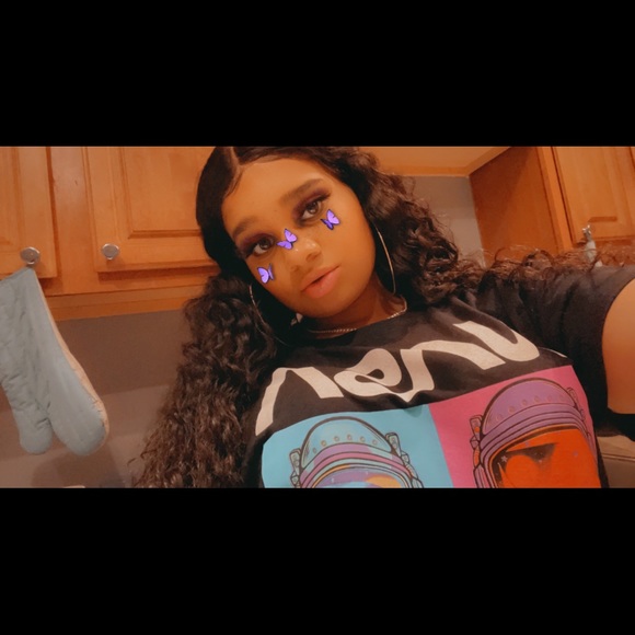 Custom glueless wig - Picture 7 of 15